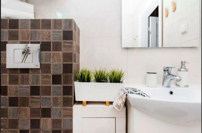 Urban Nest Apartments- Old Town Stradomska 9 คราคูฟ ภายนอก รูปภาพ