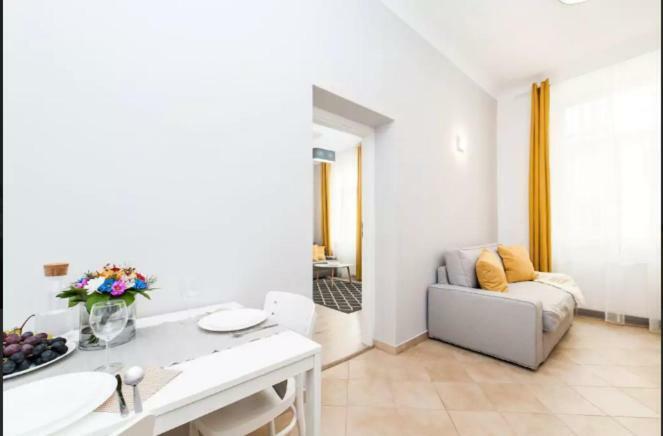 Urban Nest Apartments- Old Town Stradomska 9 คราคูฟ ภายนอก รูปภาพ
